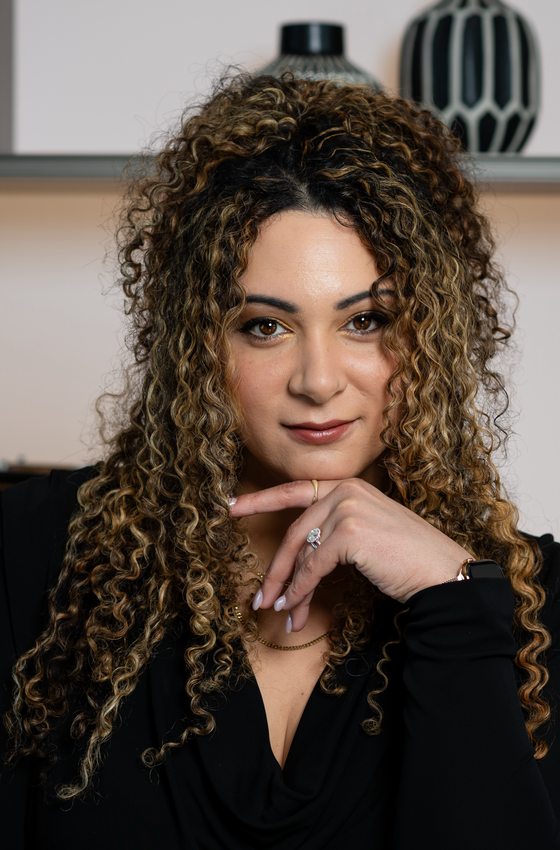 Portrait of Jessica Lane, Founding Partner • Licensed Real Estate Advisor.